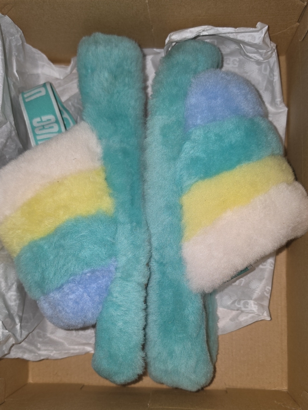UGG